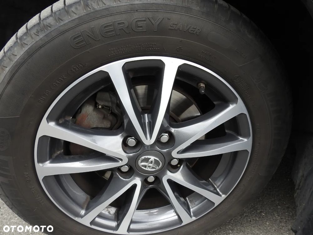 Toyota Avensis 1.8 Premium - 5