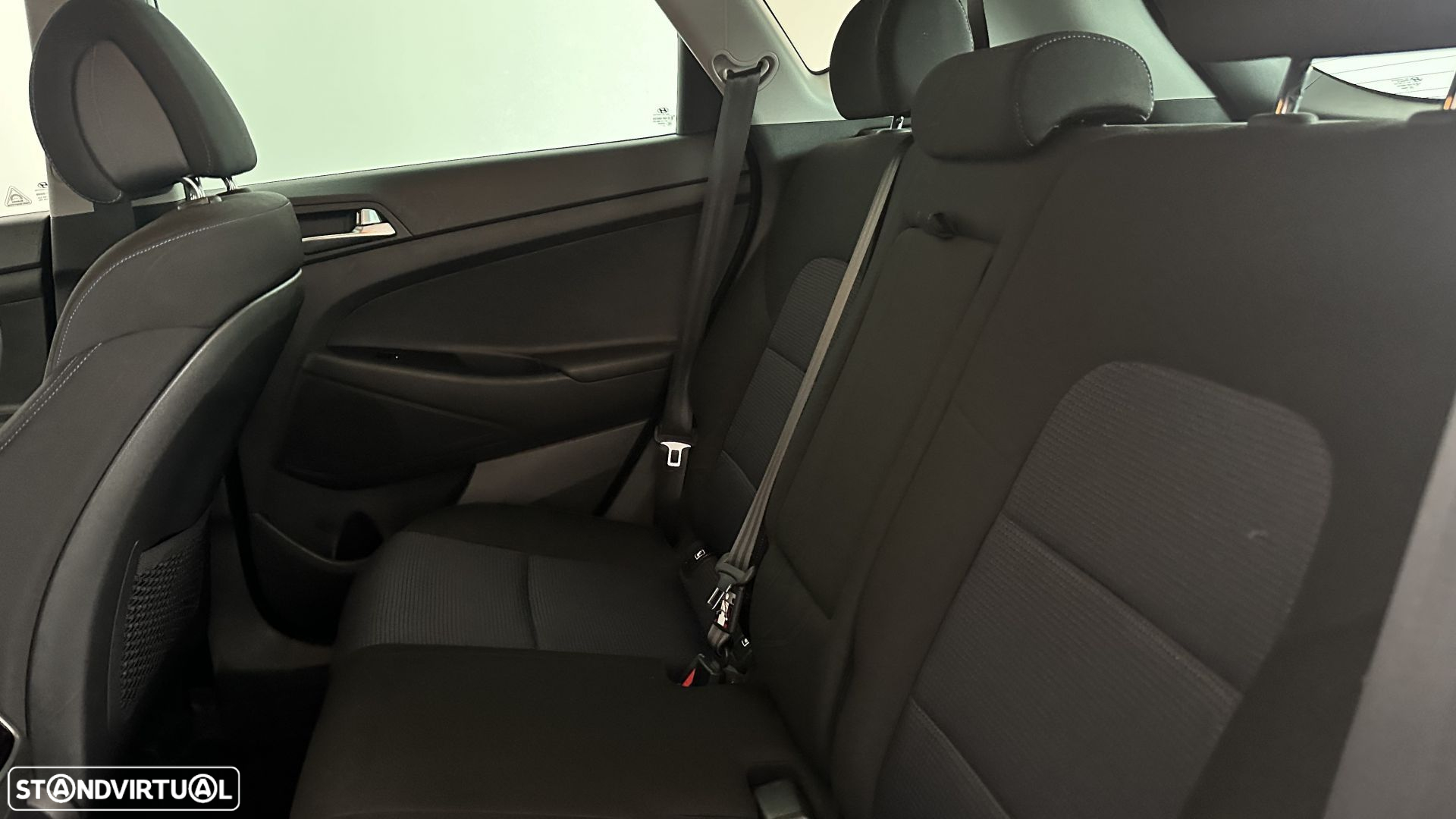 Hyundai Tucson 1.7 CRDi Executive DCT - 23