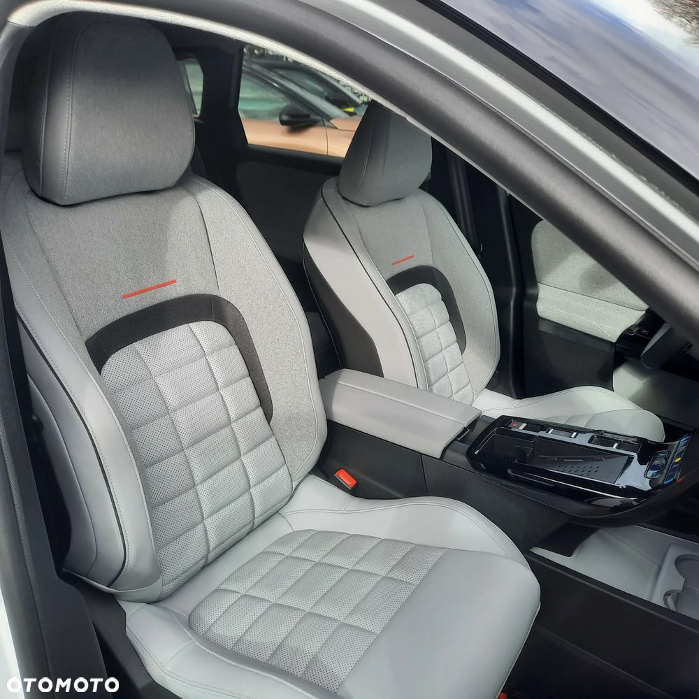 Citroën C5 Aircross 1.2 mHEV Max eDCT6 - 12