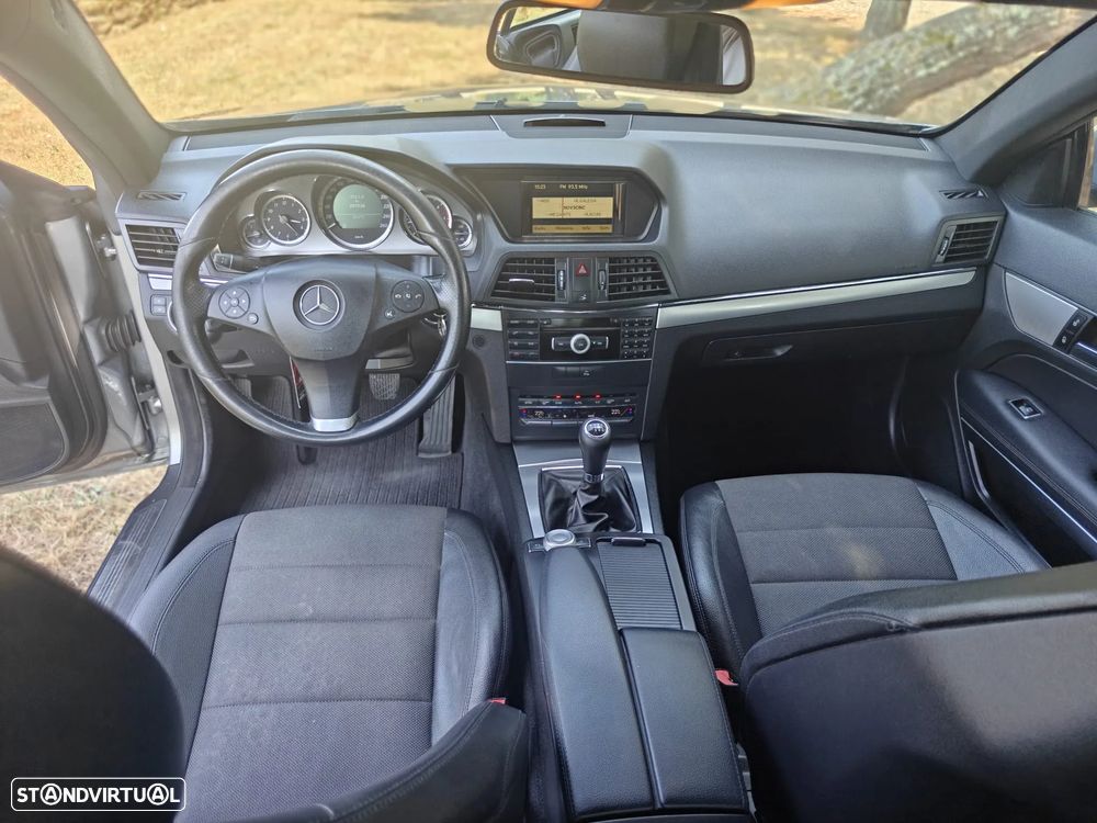 Mercedes-Benz E 220 CDi Avantgarde BlueEfficiency - 22
