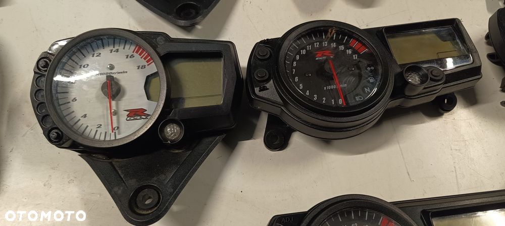 SUZUKI GSXF 1250 650  GSXR BANDIT LICZNIK ZEGARY - 17