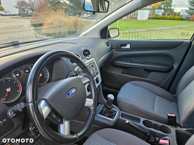 Ford Focus 1.4 16V Ambiente - 20