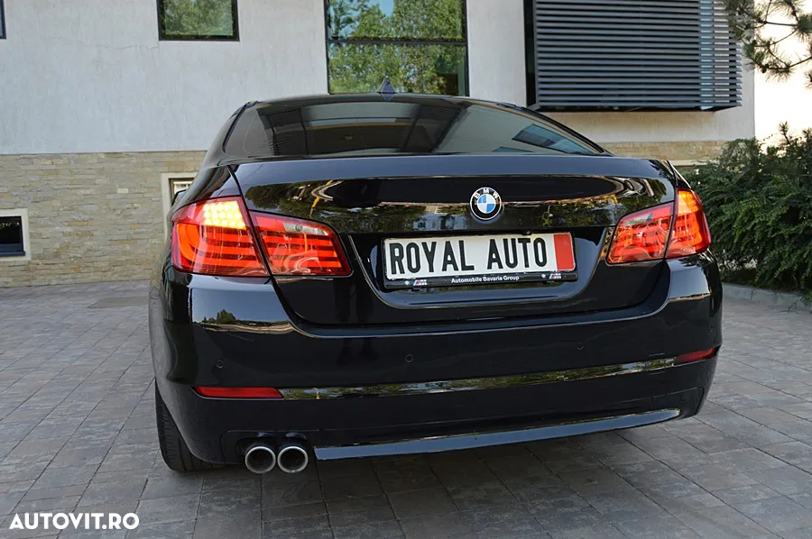 BMW Seria 5 520d Aut. - 15