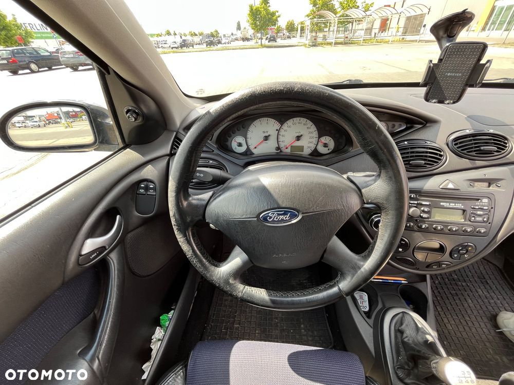 Ford Focus ST170 - 17