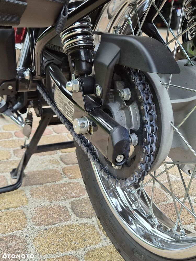 Royal Enfield Classic - 5