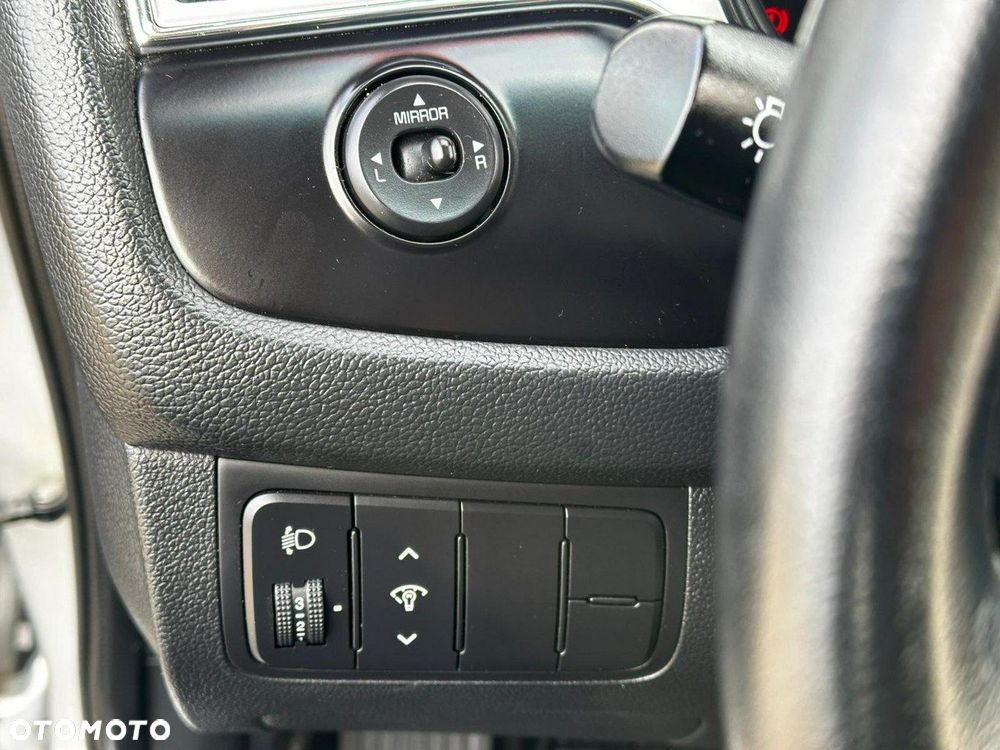 Kia Ceed 1.6 CRDi L - 17