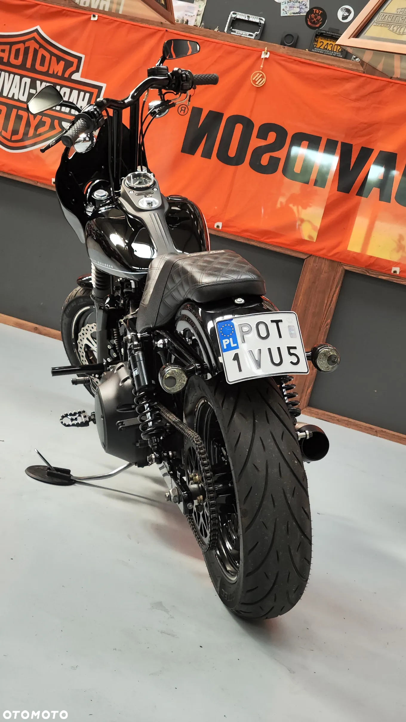Harley-Davidson Dyna Street Bob - 8