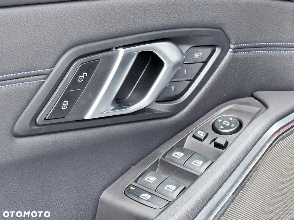 BMW Seria 3 320d xDrive M Sport - 28