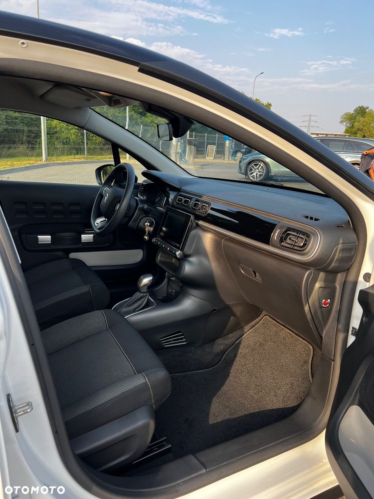 Citroën C3 1.2 PureTech Shine EAT6 - 12