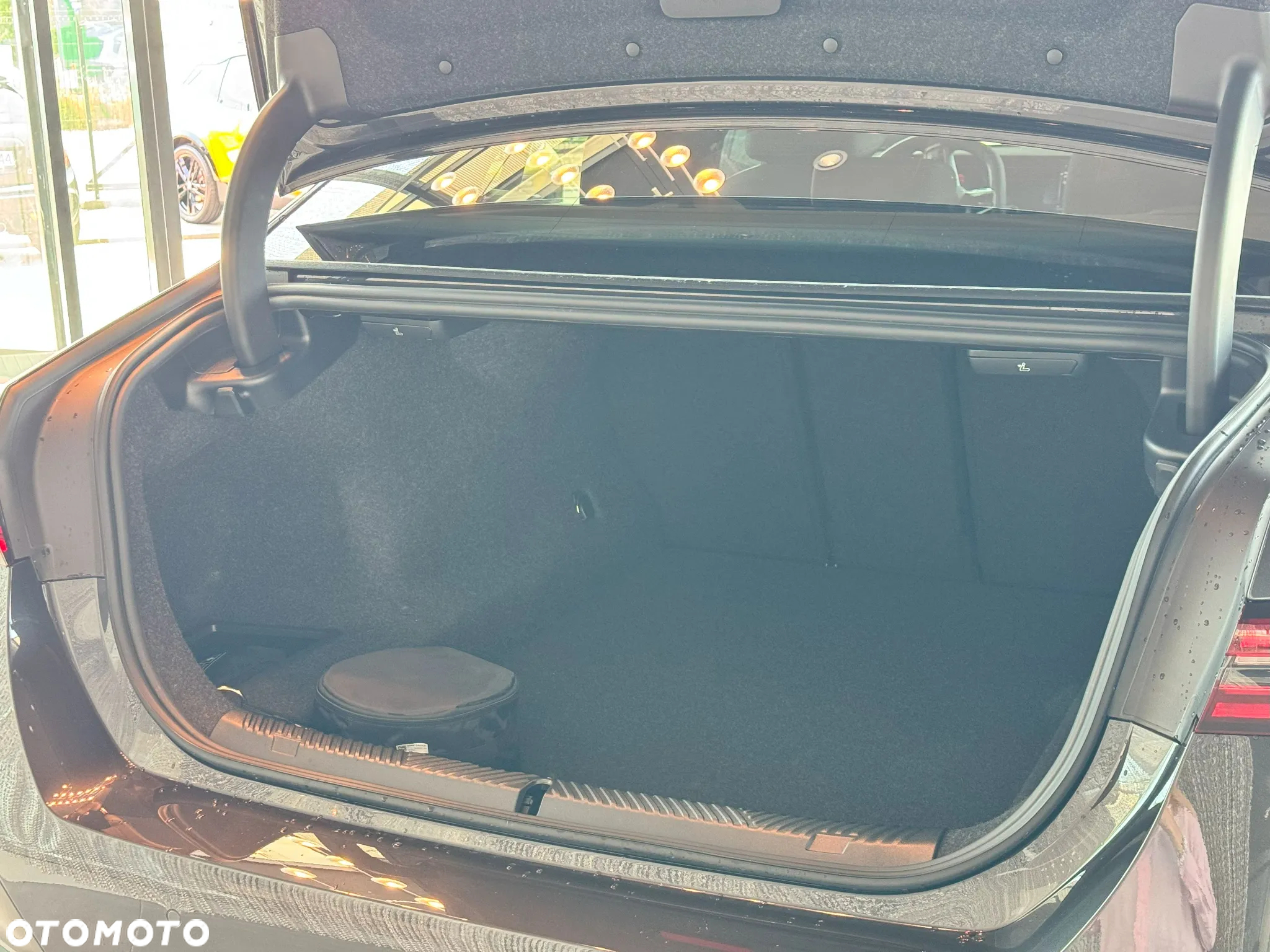 BMW Seria 5 540d xDrive mHEV - 17