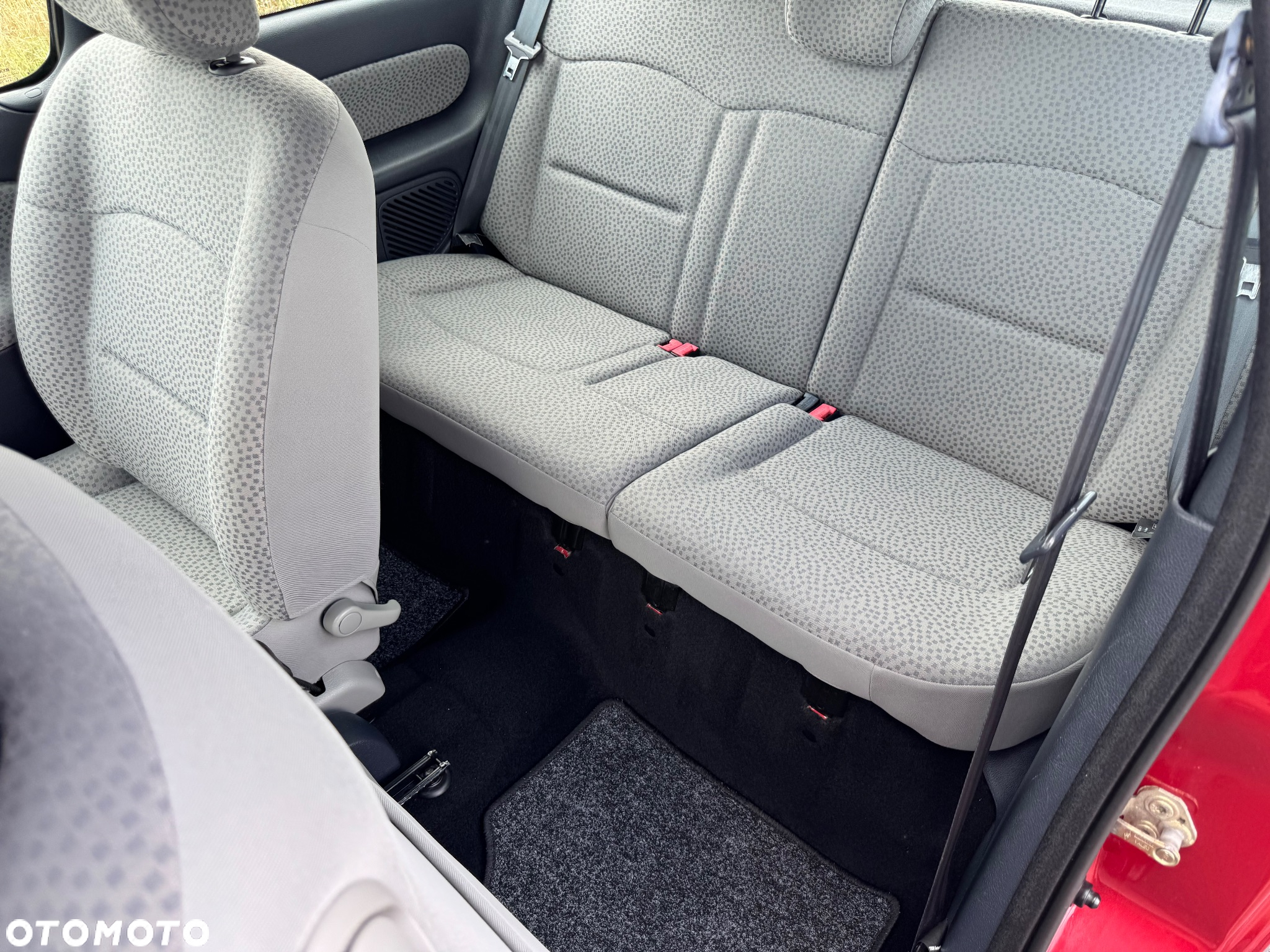 Renault Clio 1.2 16V Campus Authentique - 20