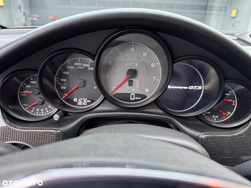 Porsche Panamera - 11