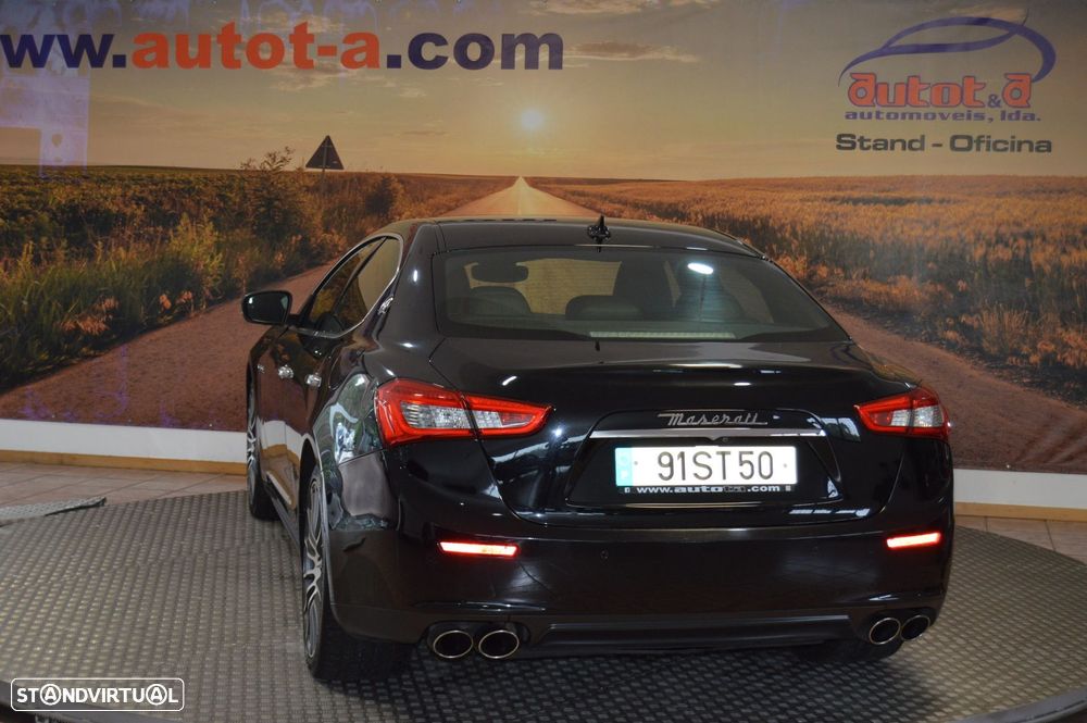 Maserati Ghibli 3.0 V6 - 4