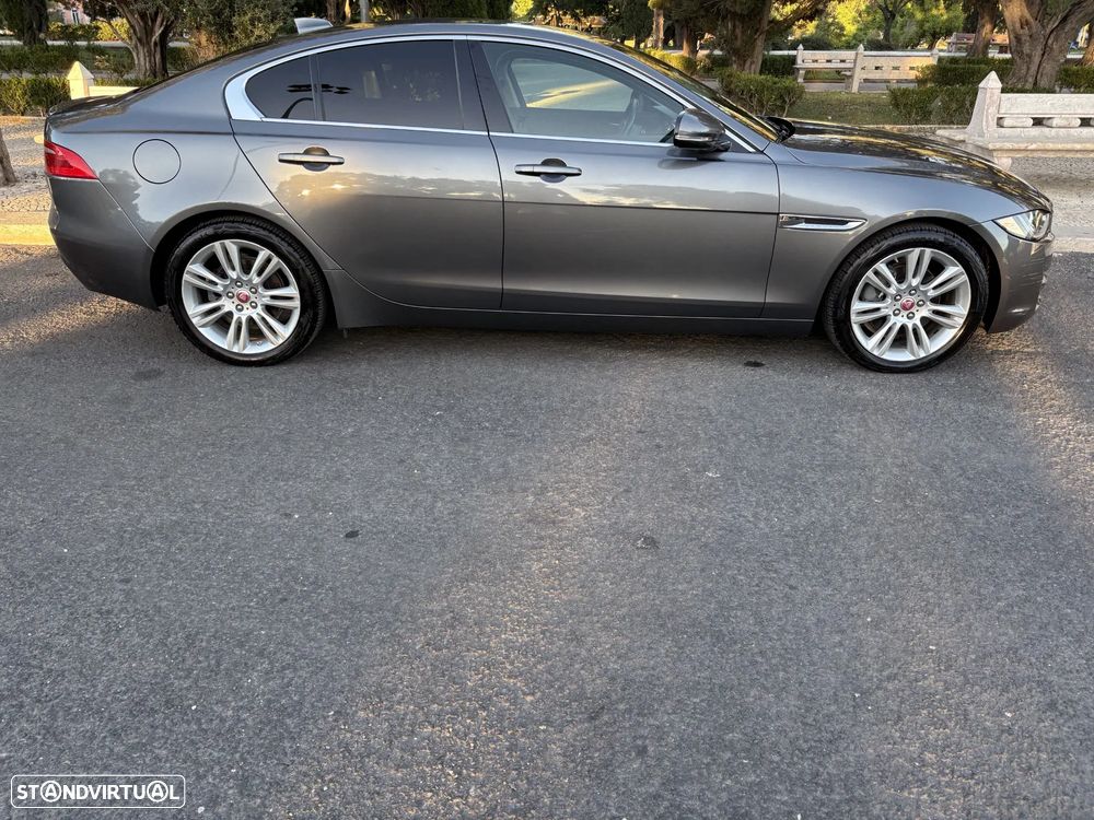 Jaguar XE 20d AWD Aut. Portfolio - 5
