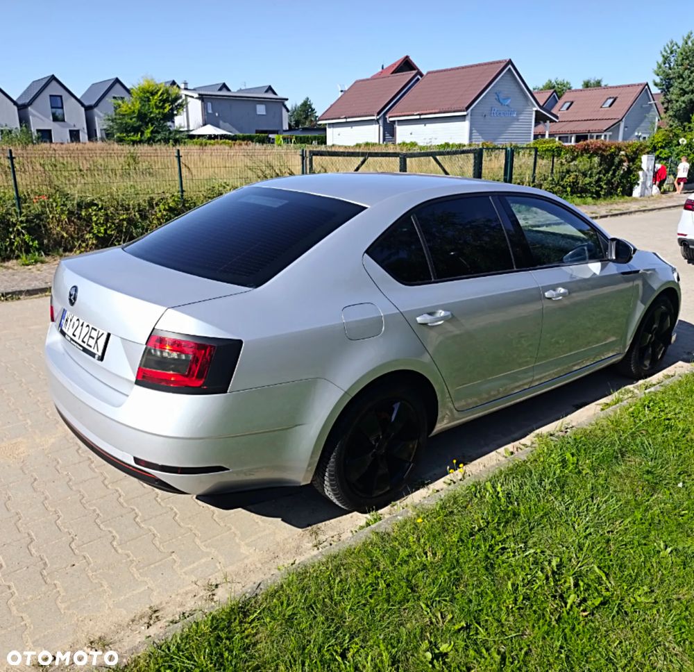 Skoda Octavia 1.6 TDI Ambition - 6