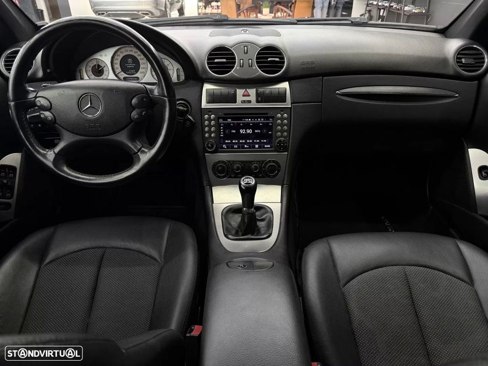 Mercedes-Benz CLK 200 K Avantgarde - 24