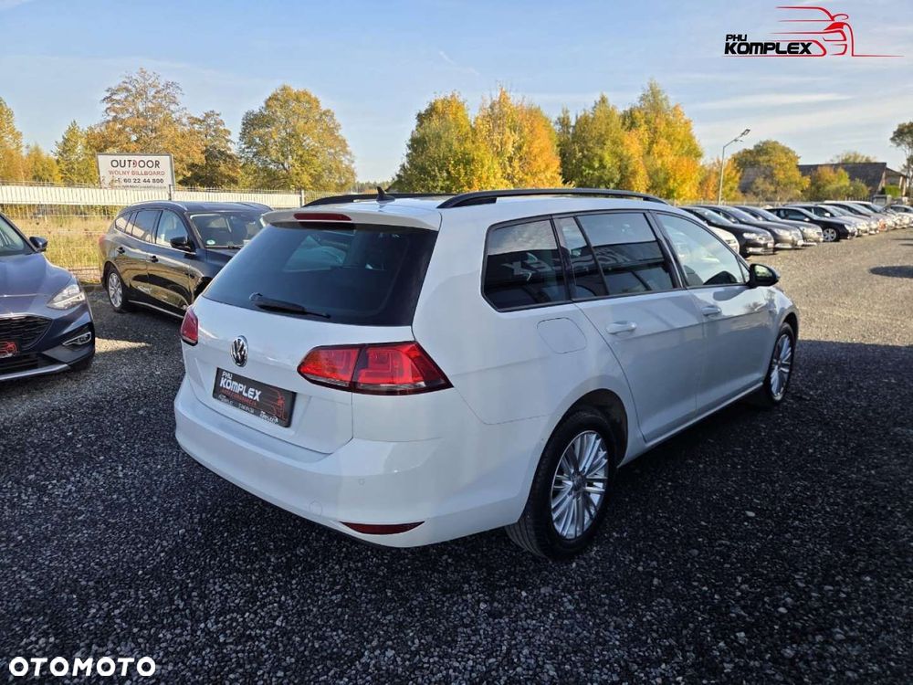 Volkswagen Golf - 5