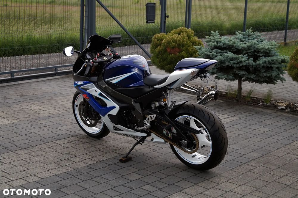 Suzuki GSX-R - 9