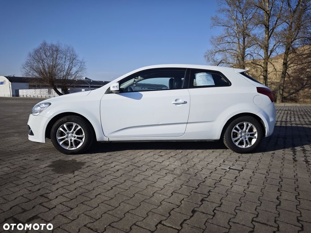 Kia ProCeed - 2