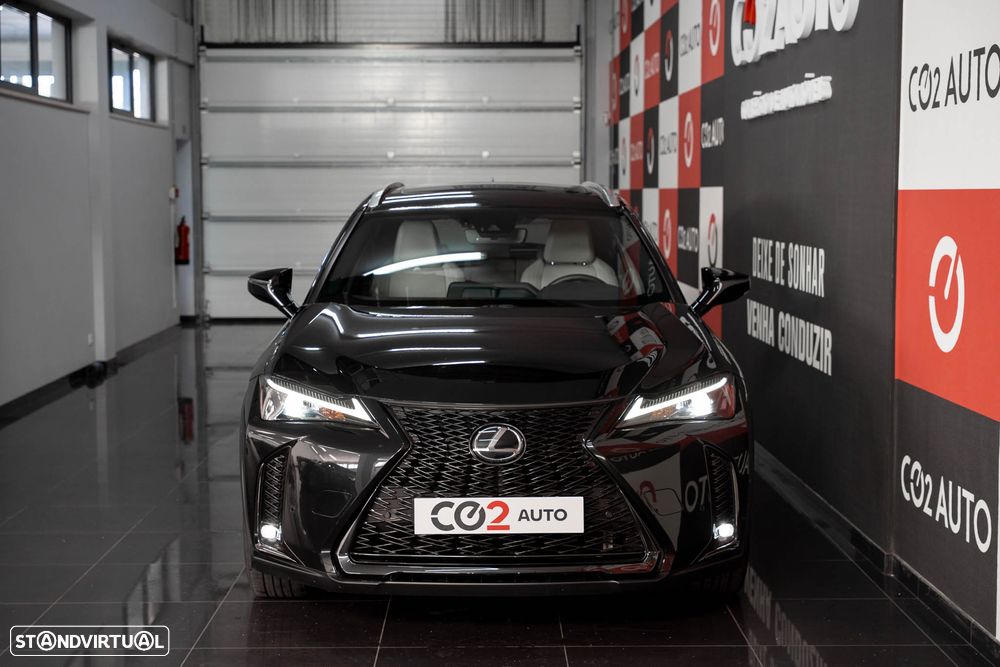 Lexus UX 250h F Sport - 2