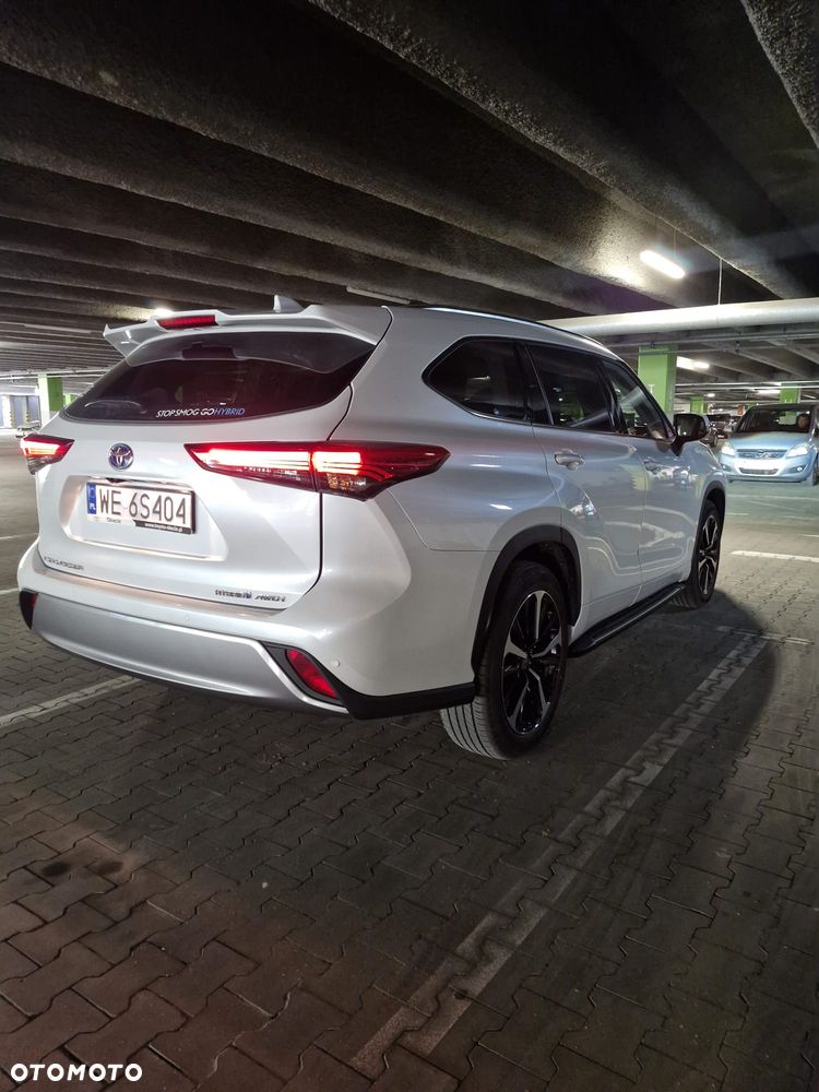 Toyota Highlander 2.5 Hybrid Executive - 23