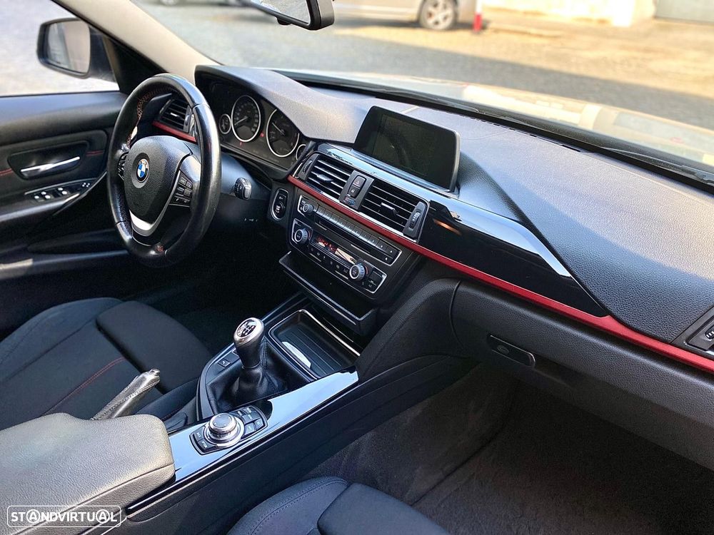 BMW 320 d ED Line Sport - 27