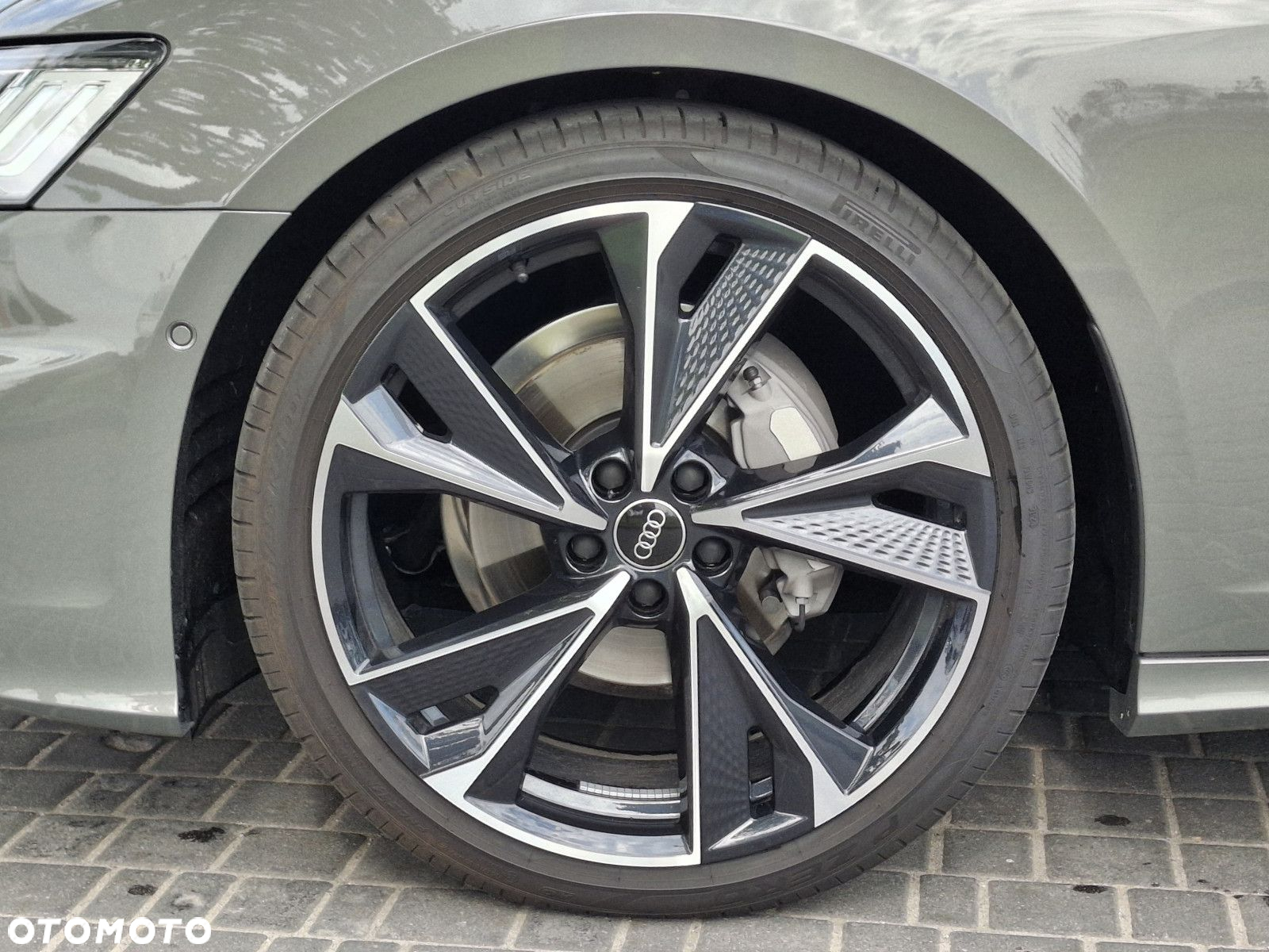 Audi A6 - 4