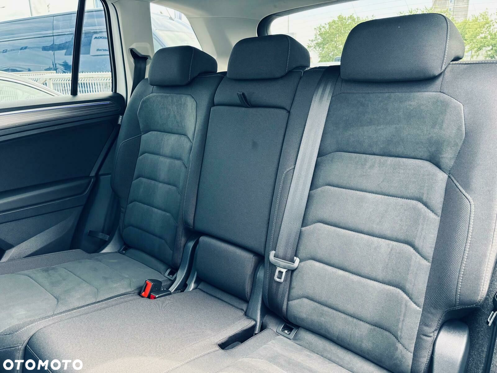 Volkswagen Tiguan 2.0 TDI SCR 4Mot Elegance DSG - 16