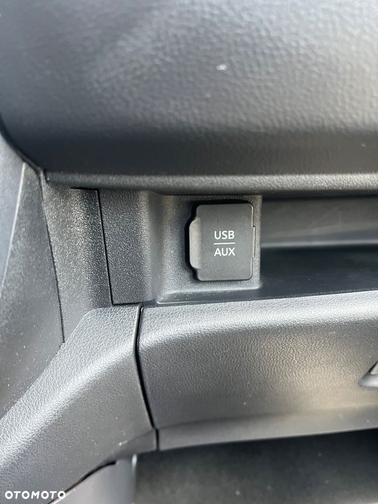 Nissan Micra 1.2 Visia AC/CD - 10