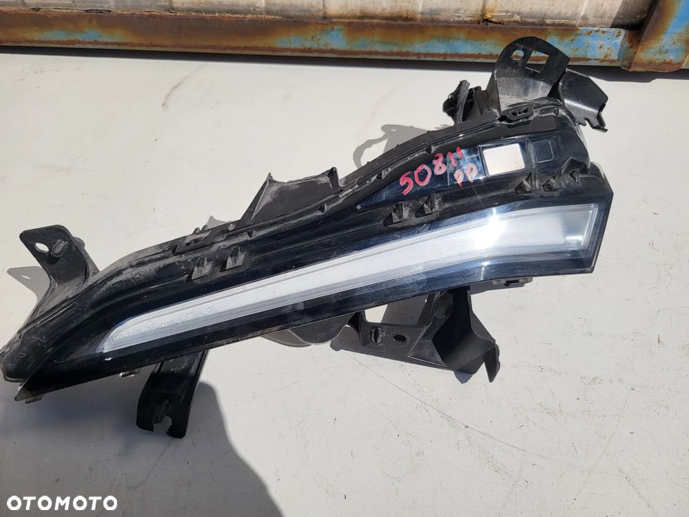 Lampa led DRL prawy Peugeot 508 II 18- - 6