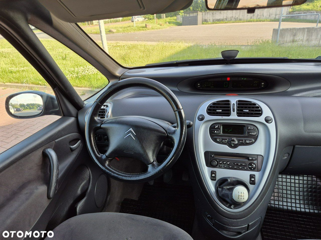 Citroën Xsara Picasso 1.6 HDi Exclusive - 13