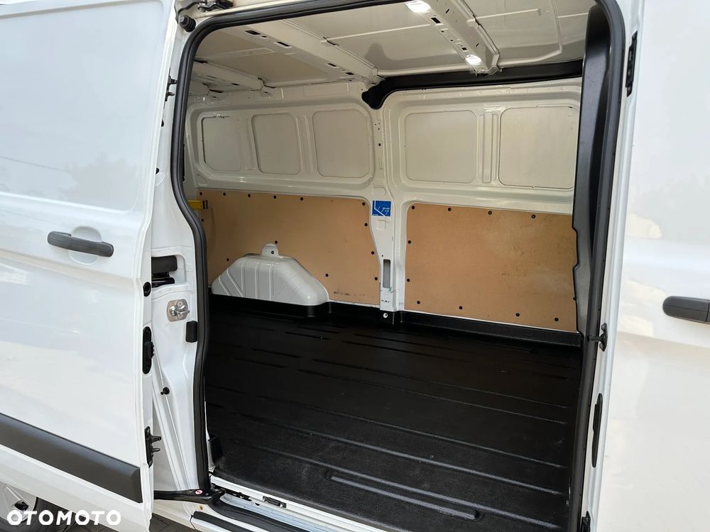 Ford Transit Custom - 25