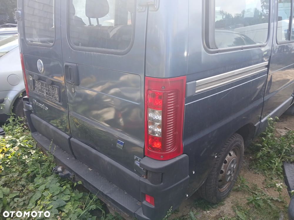 SIAT DUCATO L1H1 321 fotel fotele kanapa deska kokpit podsufitka boczek boczki klamka podłokietnik - 2