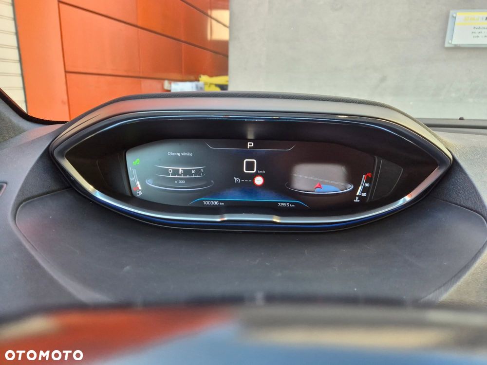 Peugeot 5008 BlueHDi 130 EAT8 GT - 24