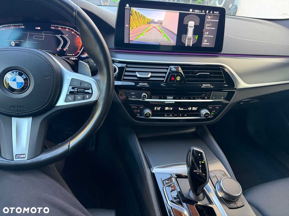BMW Seria 5 520d mHEV M Sport sport - 13