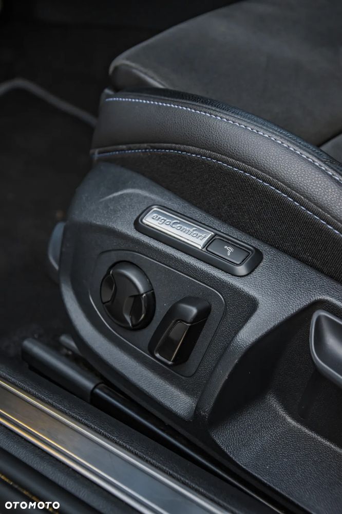 Volkswagen Arteon 2.0 TSI OPF 4Motion DSG R - 11