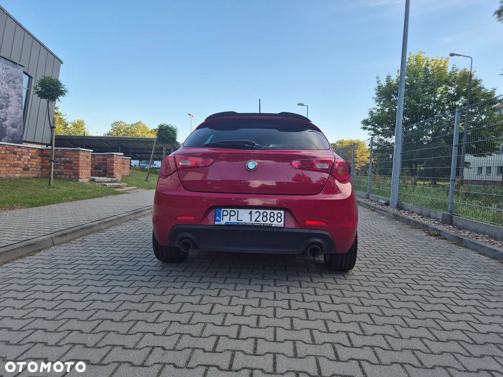 Alfa Romeo Giulietta - 8