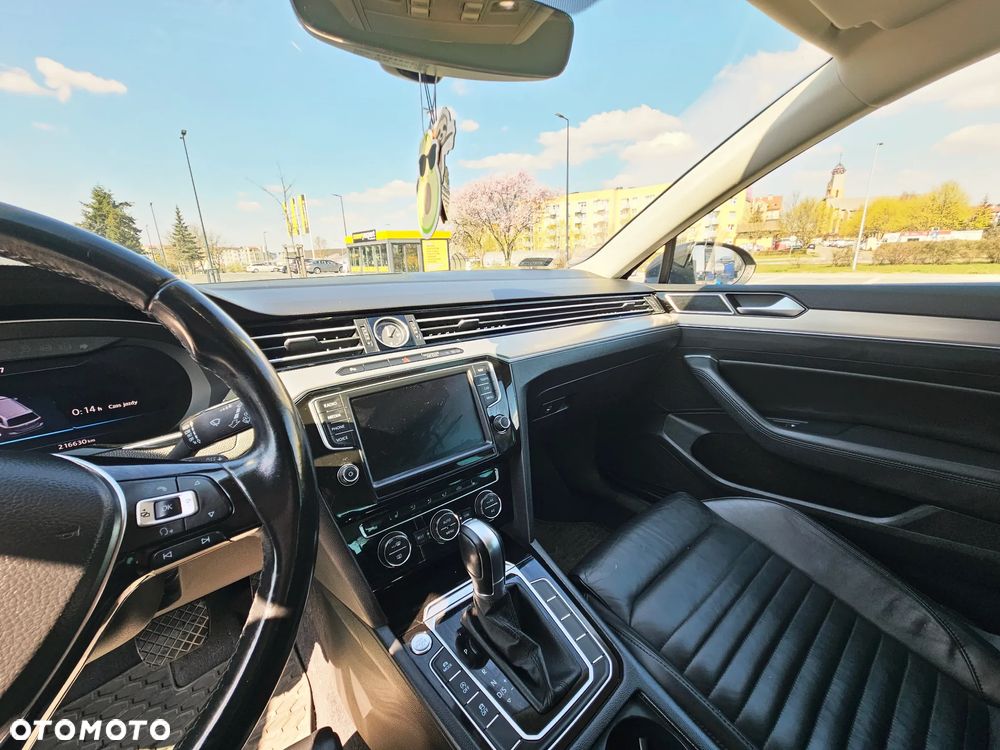 Volkswagen Passat 1.8 TSI BMT Highline DSG - 4