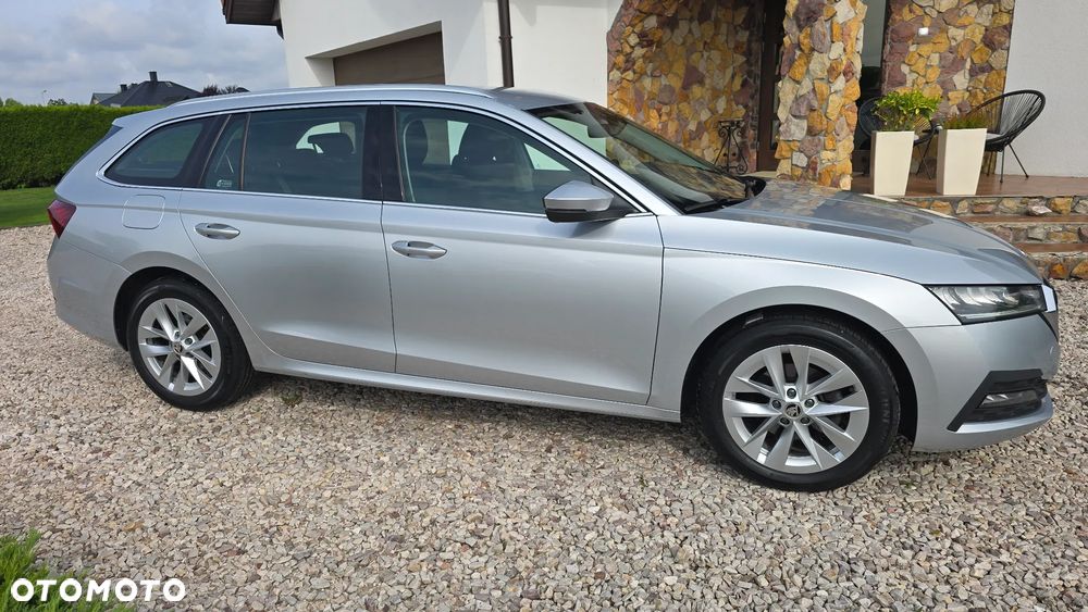 Skoda Octavia 2.0 TDI Ambition DSG - 37
