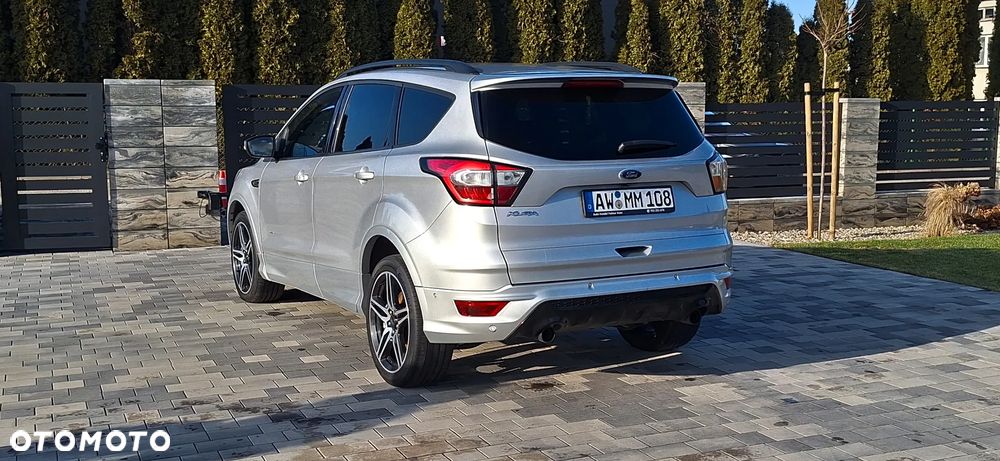 Ford Kuga 2.0 TDCi 4x4 ST-Line - 10