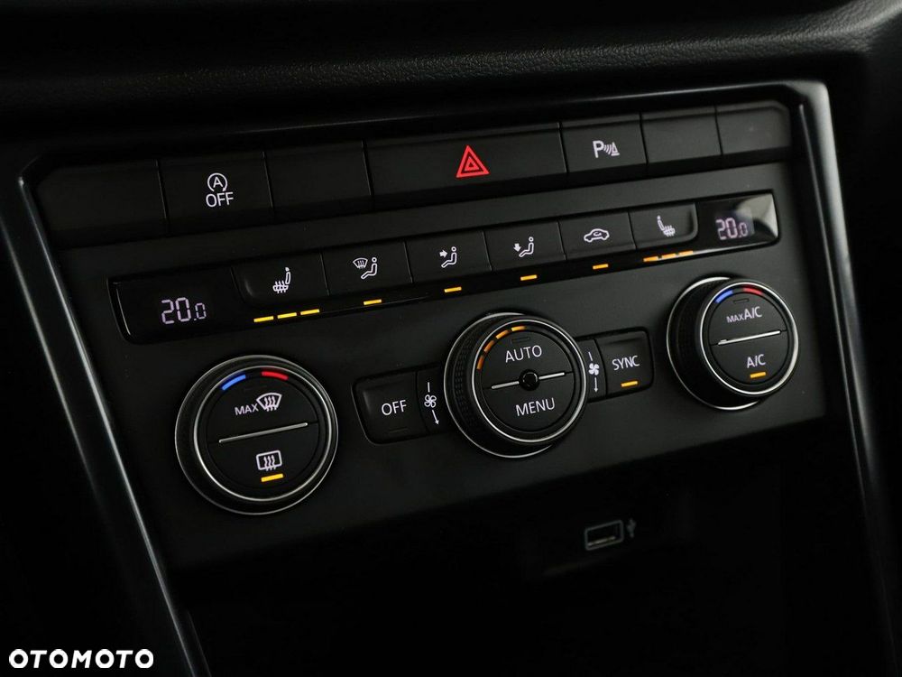 Volkswagen T-Roc 1.5 TSI ACT OPF DSG - 29