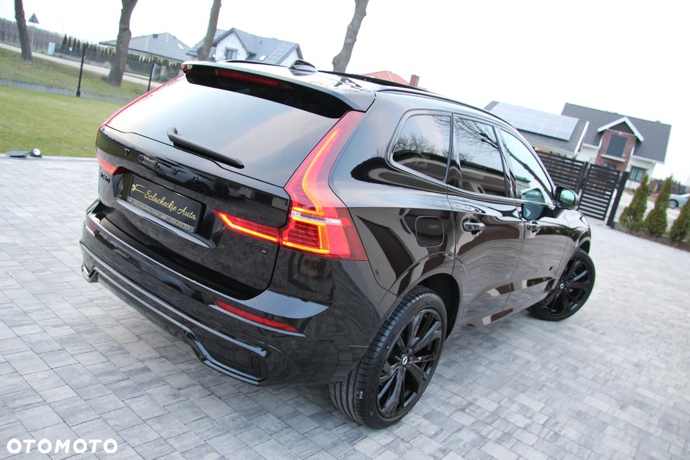 Volvo XC 60 B5 B AWD Plus Black Edition - 19