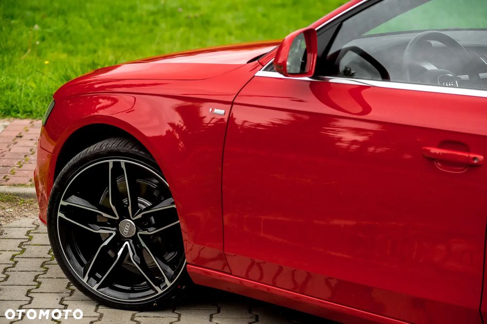 Audi A4 Avant 3.0 TDI DPF quattro S tronic S line Sportpaket - 12