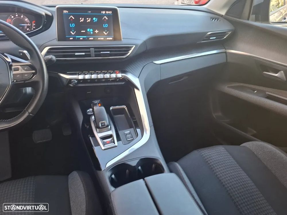 Peugeot 3008 PureTech 130 Stop & Start GPF EAT8 Active Business-Pack - 9