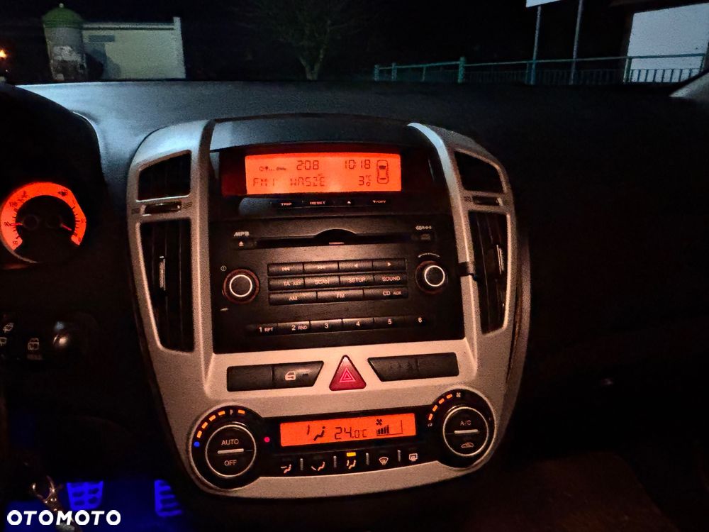 Kia Ceed 1.6 Comfort - 12