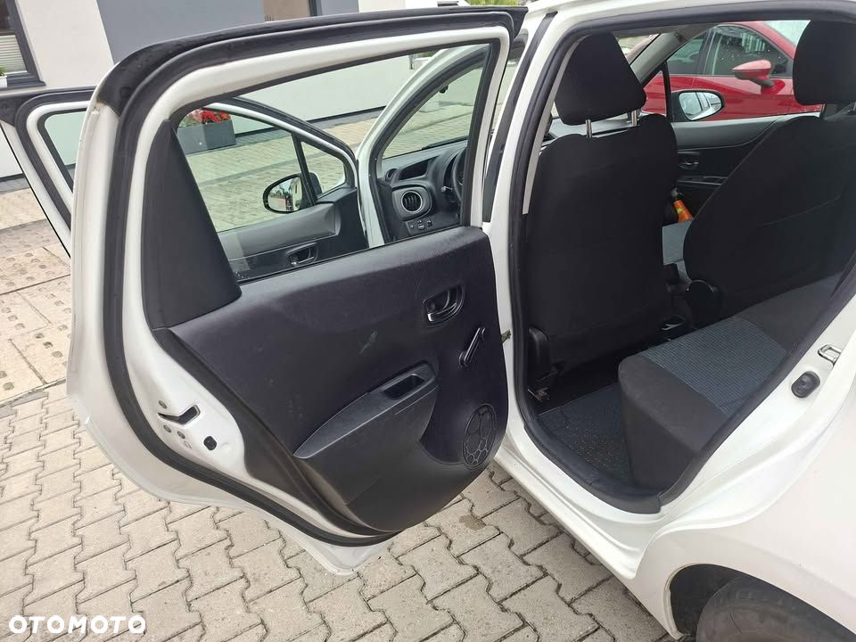 Toyota Yaris 1.0 Luna - 12