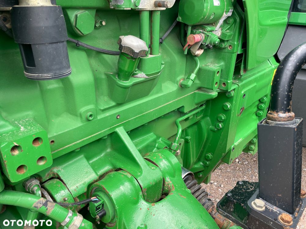 John Deere 8320 - 11
