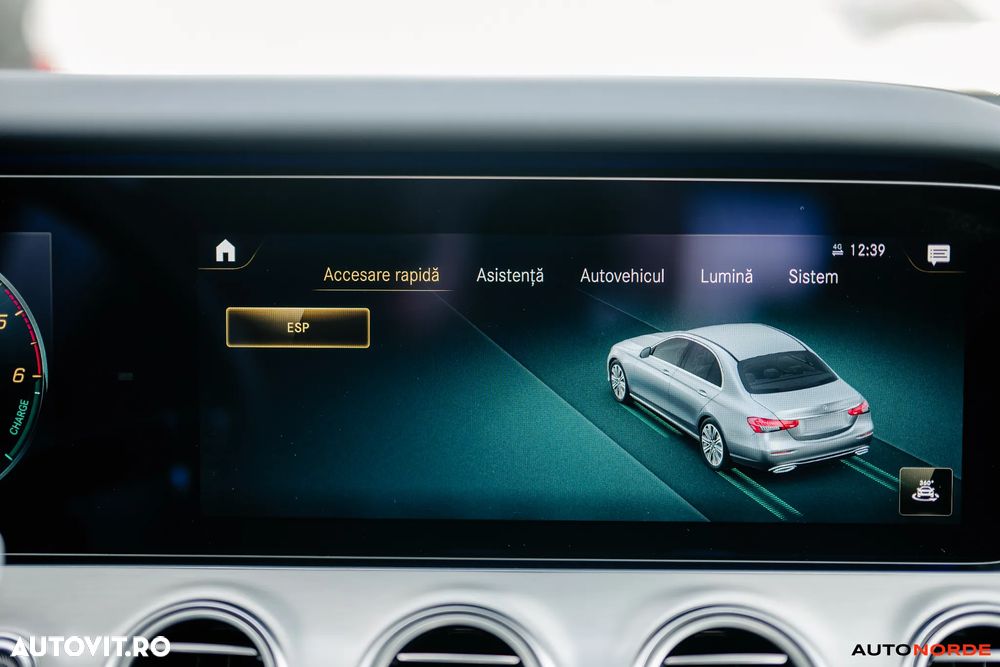 Mercedes-Benz E 300 de 9G-TRONIC AMG Line - 23