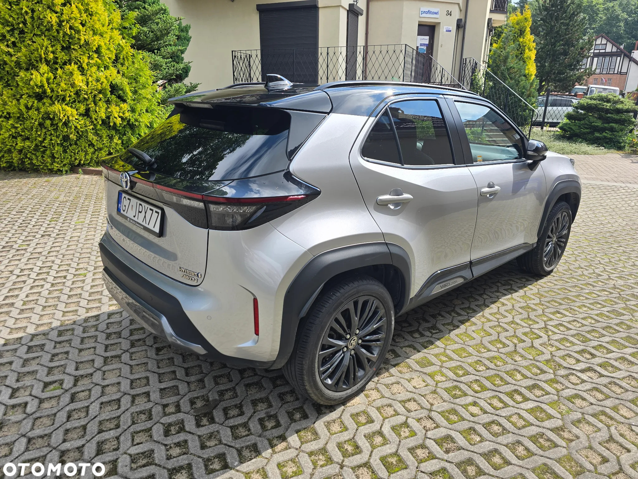 Toyota Yaris Cross Hybrid 1.5 Adventure 4x4 - 4