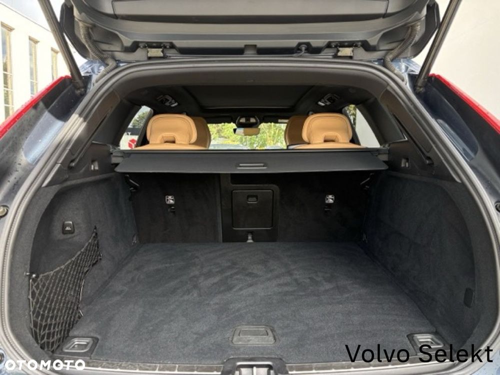 Volvo XC 60 - 22